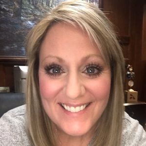 Meet your Posher, Stacy